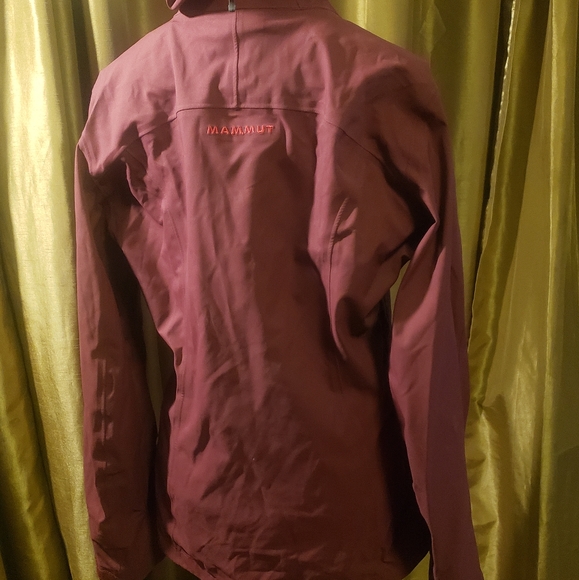 MAMMUT Dry Tech Premium softshell jacket - SZ: SM - Picture 4 of 8
